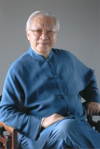 歐豪年老師照片jpg